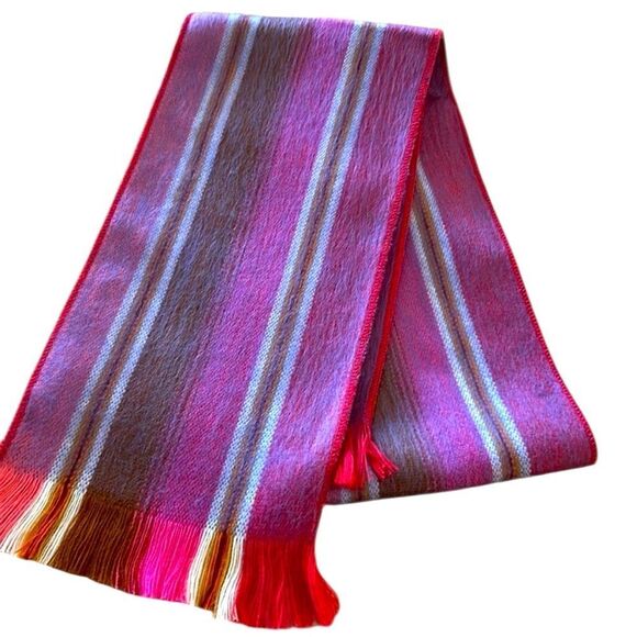 Beautiful alpaca scarf from Ecuador so soft and warm! - Picture 1 of 9